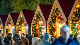 Prețuri uriașe la Târgul de Crăciun. Iată câți bani trebuie să scoată românii din portofele!